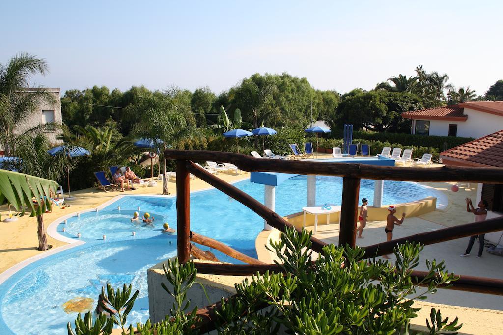 Residence Hotel La Taverna Capo Vaticano Buitenkant foto